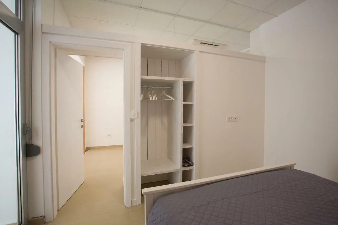 Downtown Beach Apartments 乌马格 0*,